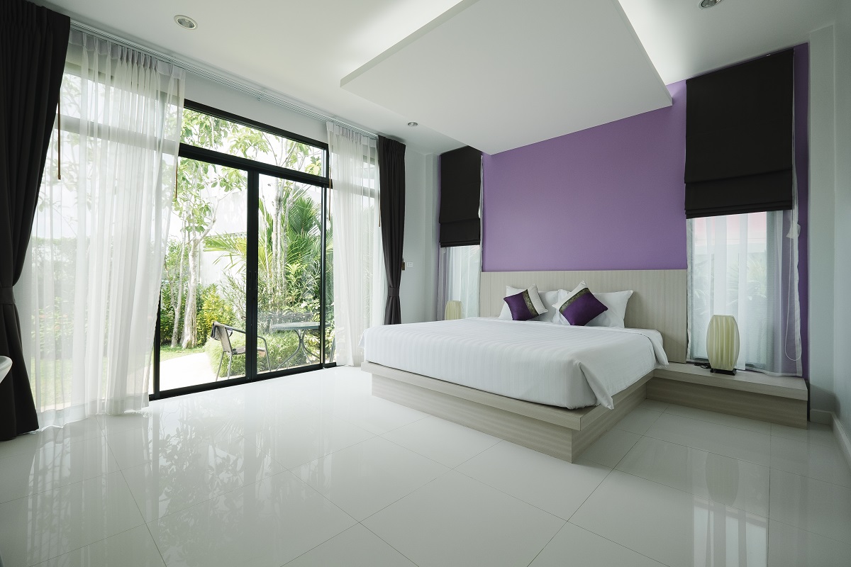 modern beadroom in hotel